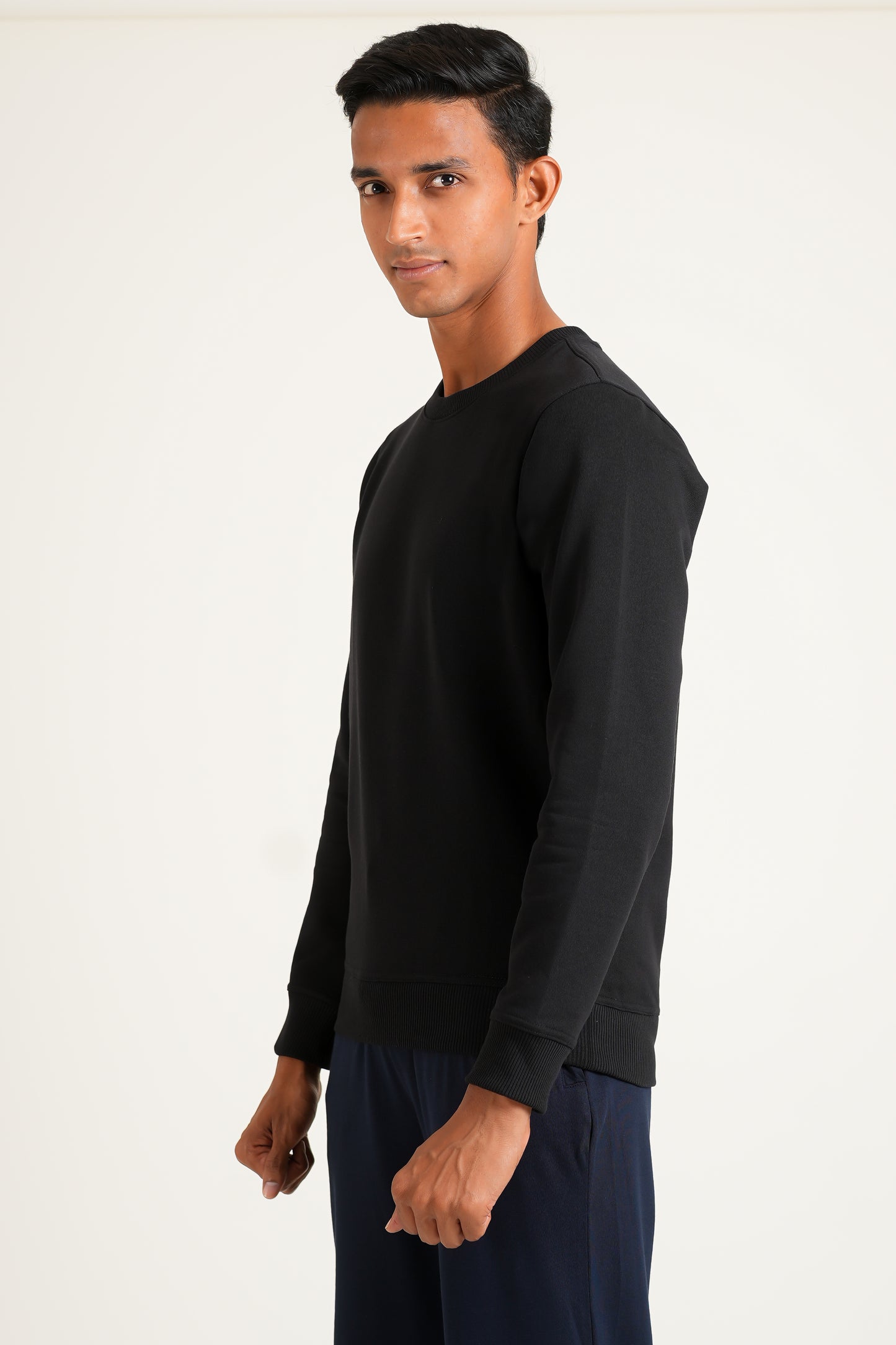 Men Solid Sweatshirt