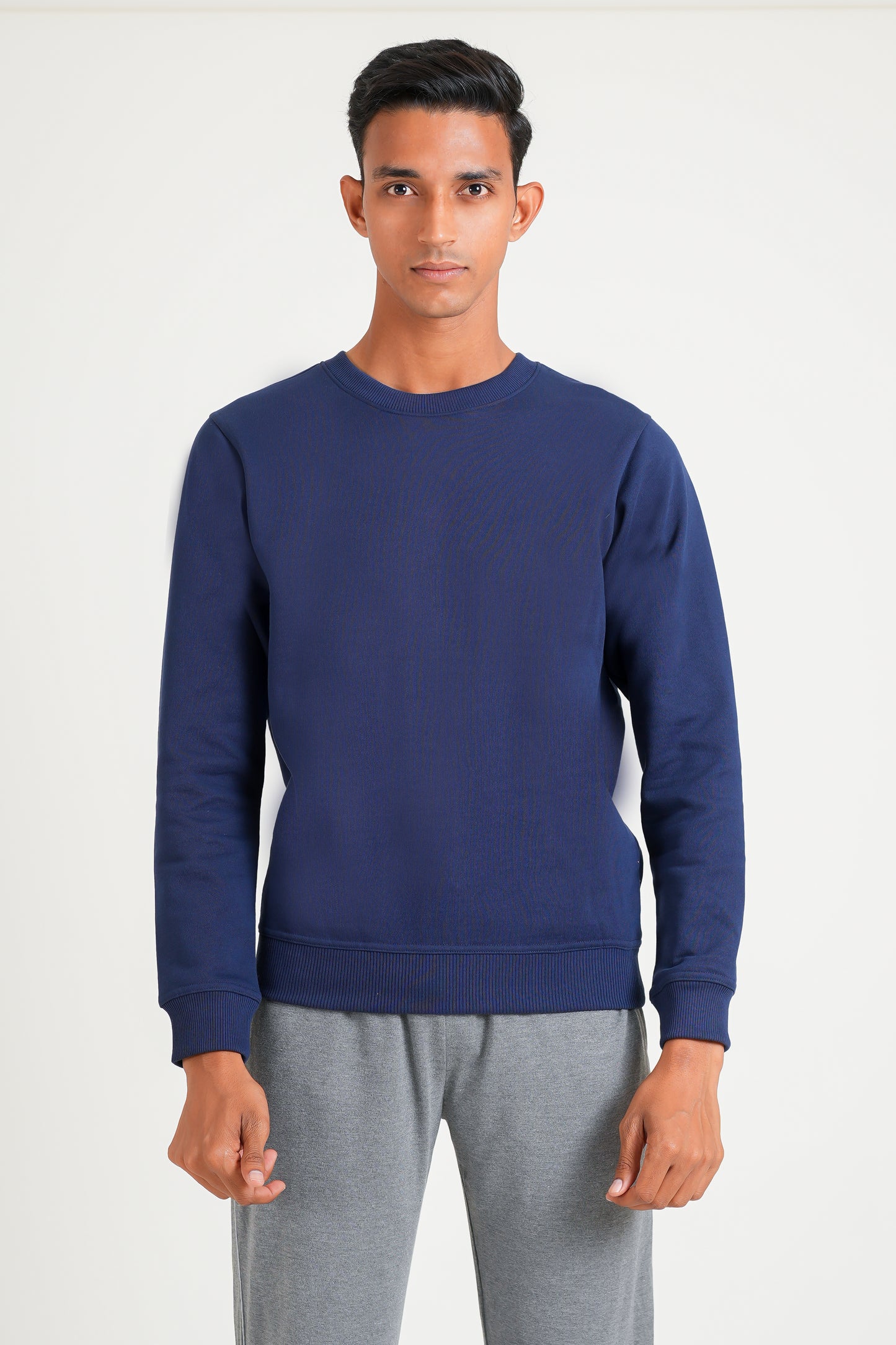 Men Solid Sweatshirt