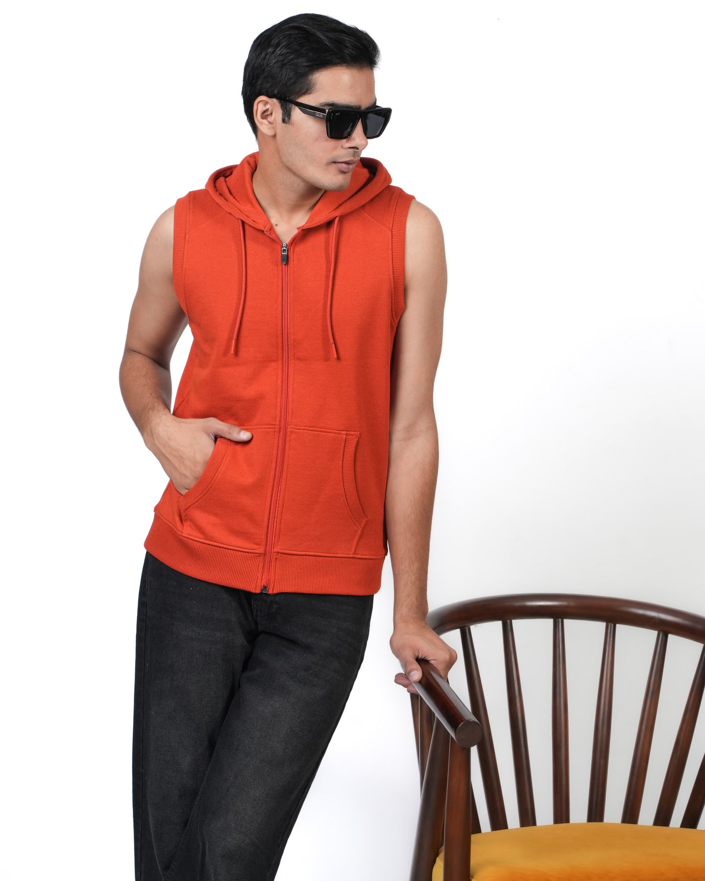 Men Sleeve Less Jacket