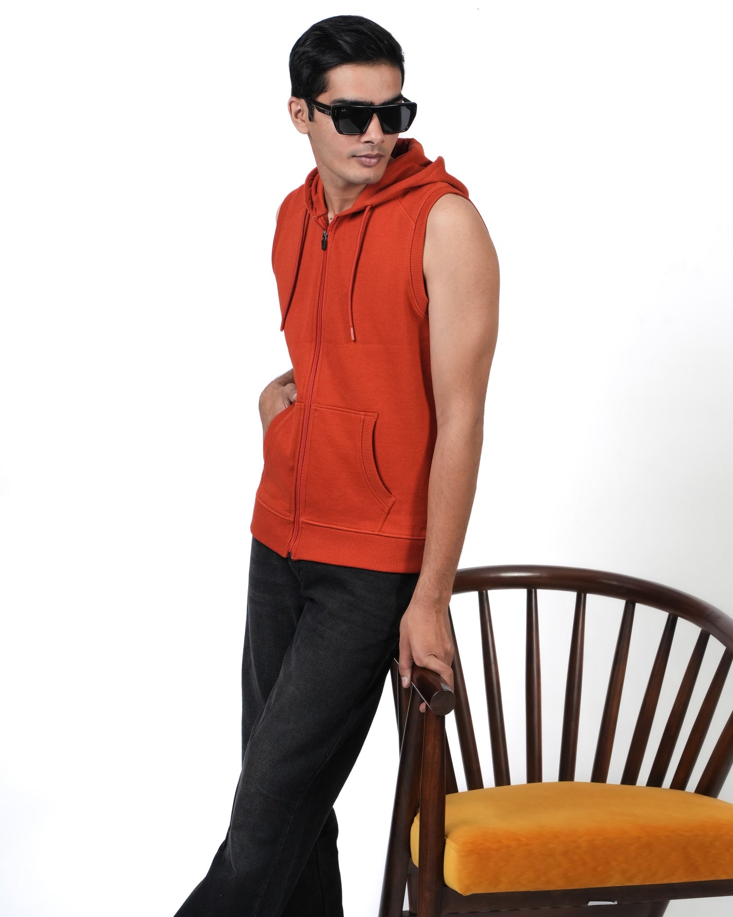 Men Sleeve Less Jacket
