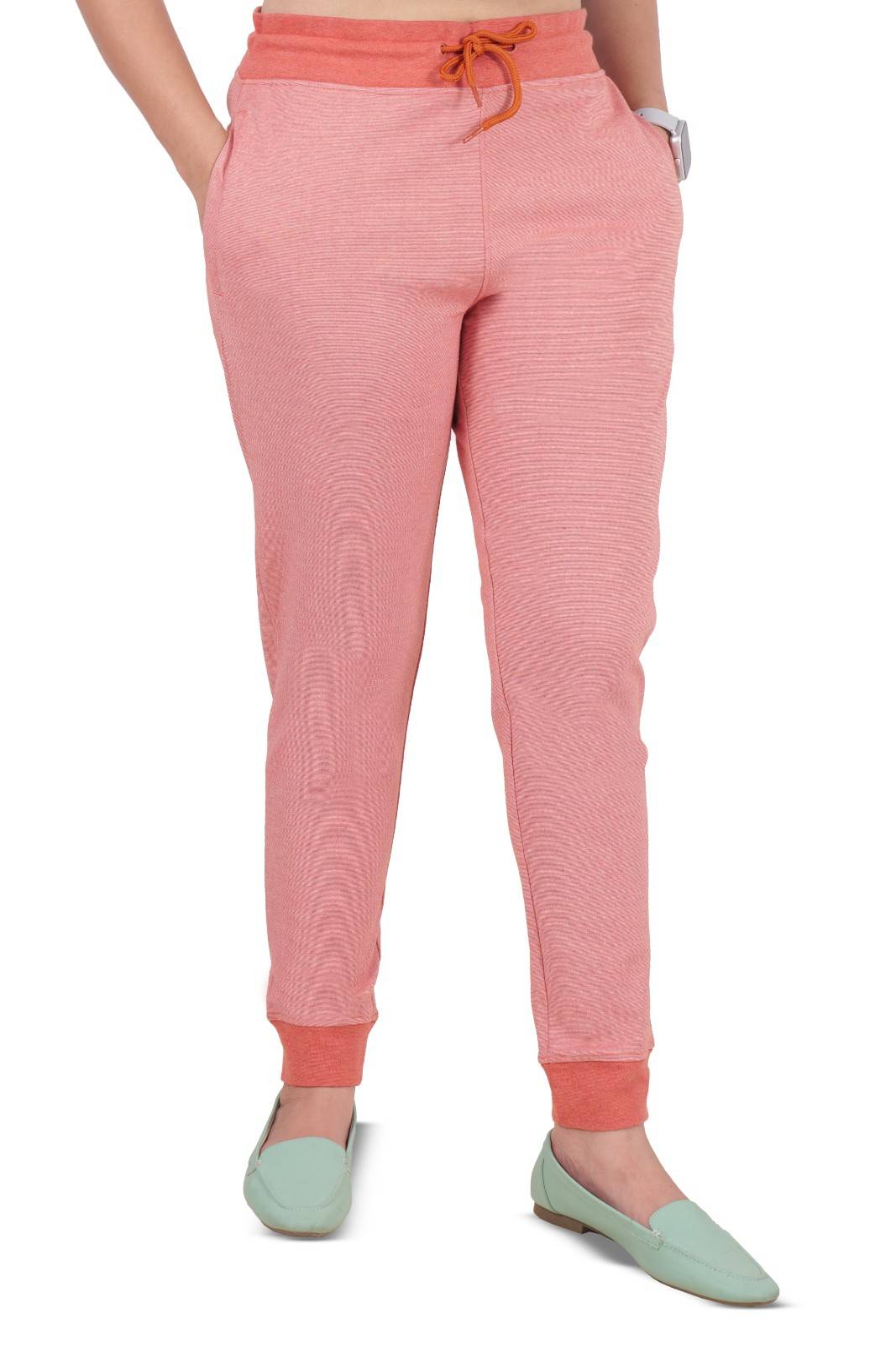 women jogger with zipper pocket